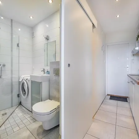 Partyzantow, Sun & Snow Lägenhet